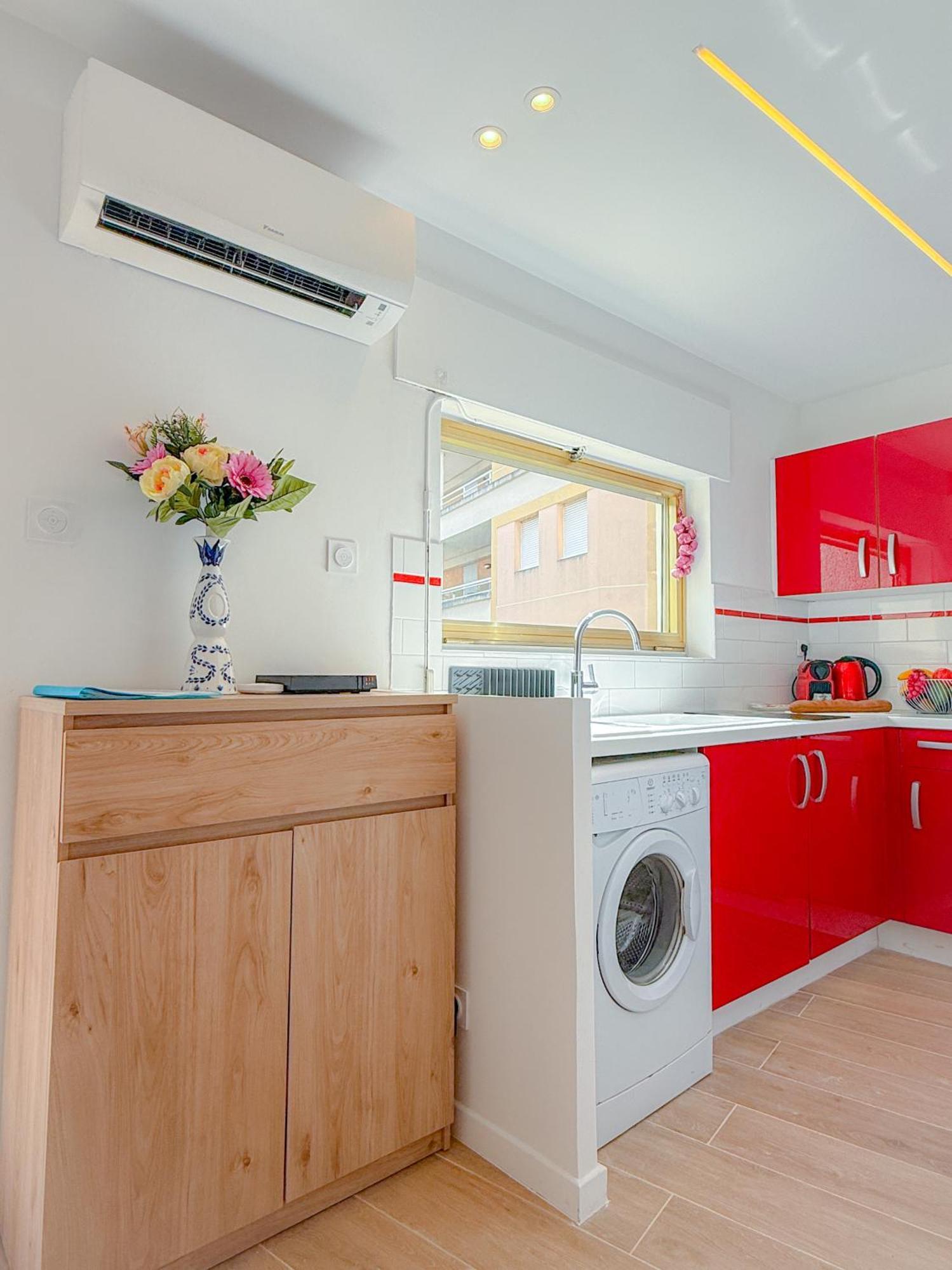 Le Santa By Apirent #climatisation #plage #vue Apartment Cannes